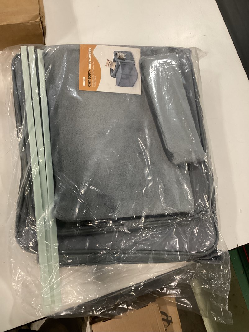 Condition photo showing New/Like New for midog cat carrier soft for small to medium-sized cats,up to 25 lbs, large soft sided pet carrier,collapsible travel cat carriy bag(beige,20 inch x 13 inch x 13 inch) grey xl(under 25 lbs)
