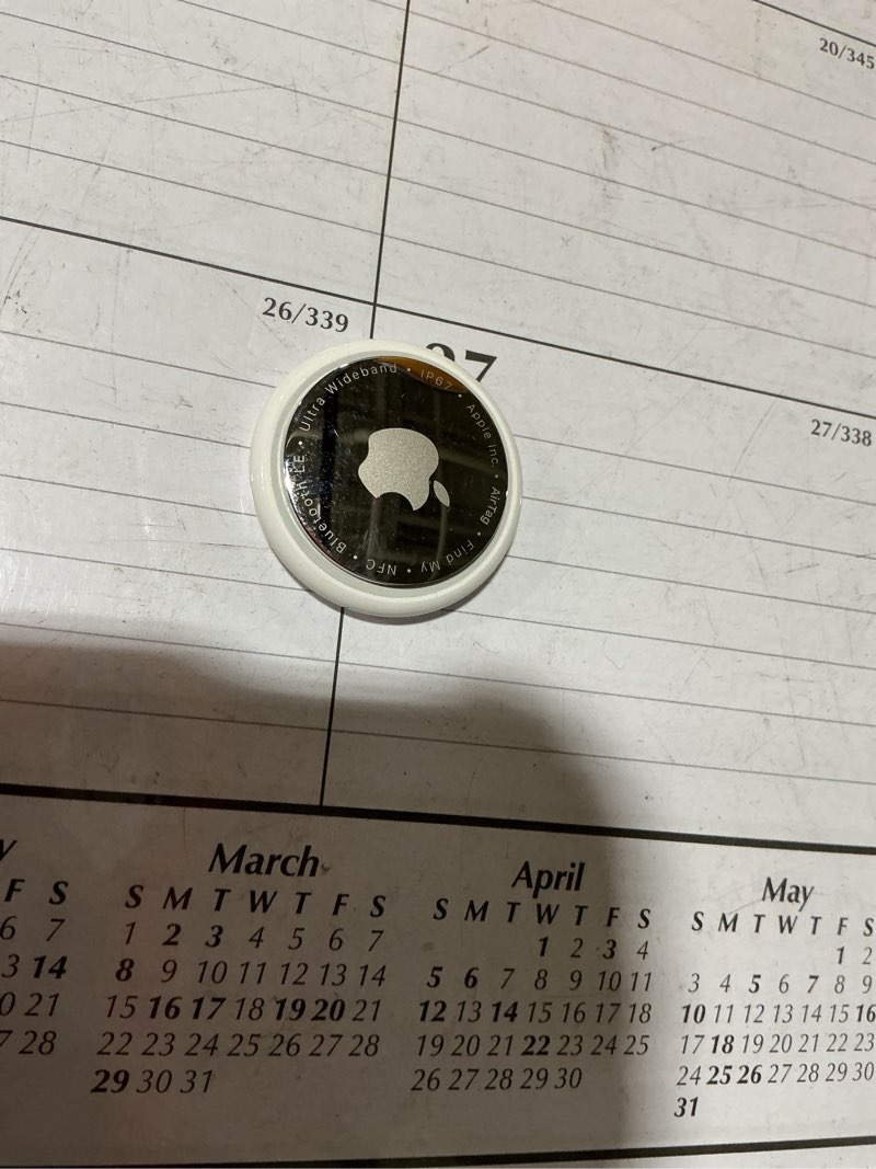 Condition photo showing Good Condition for Apple AirTag (2nd Generation): Tracker for Keychain, Wallet, and More; Locator with Sound; Simple One-Tap Setup with iPhone or iPad; Key Finder with up to 1.5X Precision Finding Range* 1 Pack