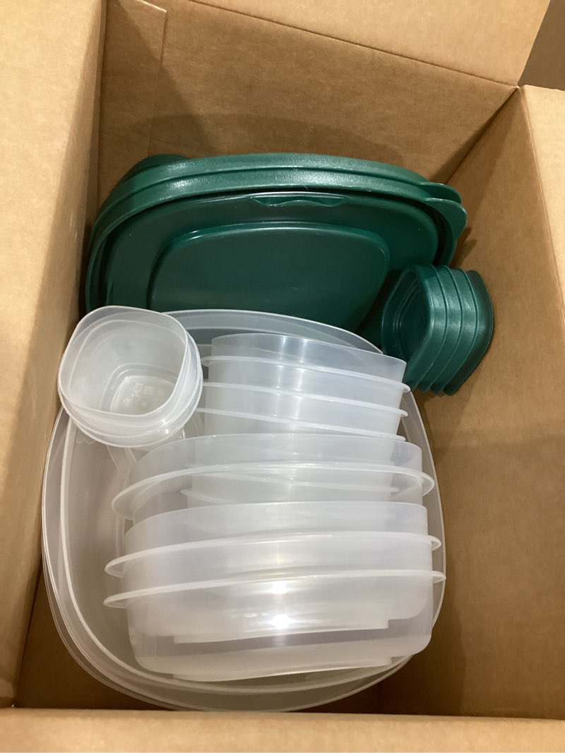 Condition photo showing Good Condition for rubbermaid easy find lids 30 pc. set, special edition dark green