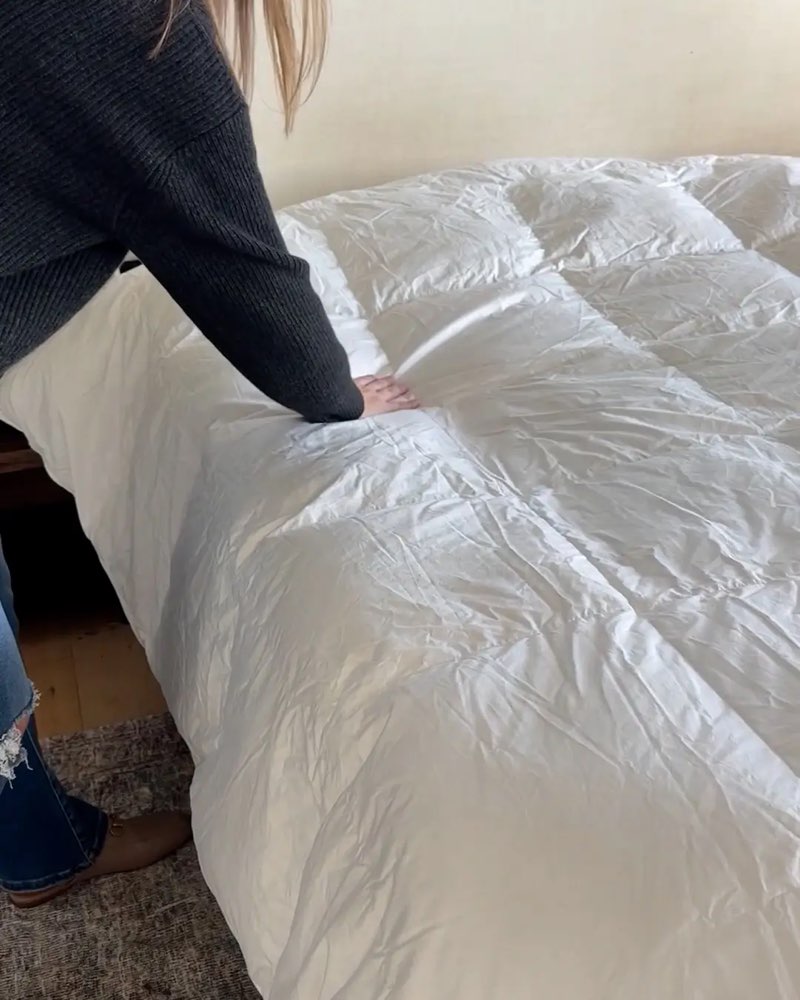 quince lightweight premium down alternative comforter king/cal king/lightweight