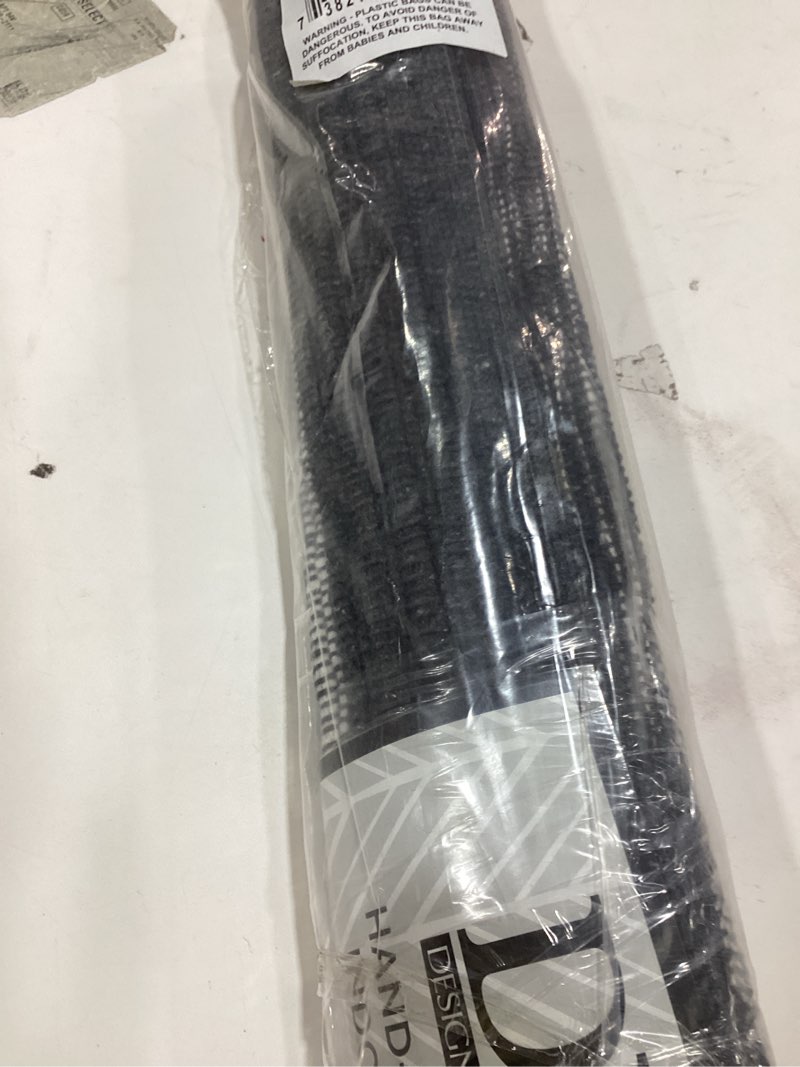 Condition photo showing Good Condition for DII Variegated Recycled Yarn Modern Edge Stripe, 2x3', Gray