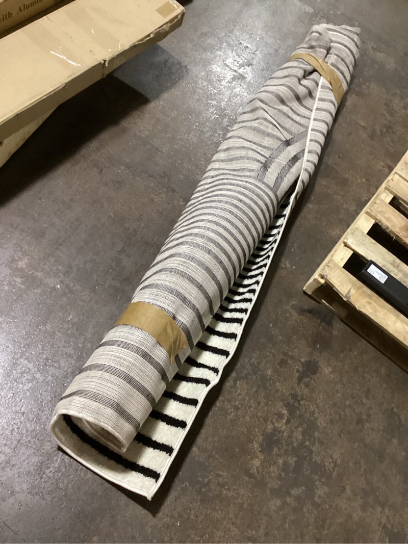 Condition photo showing As Is for Abani Nuevo Collection Area Rug - Mid-Century Black and White Arch Knot Design - 6' x 9' - for Living Room, Bedroom & Office Black 6' x 9' (Rectangular)