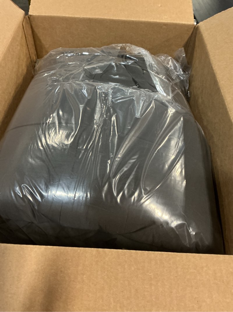 Condition photo showing Good Condition for grey comforter