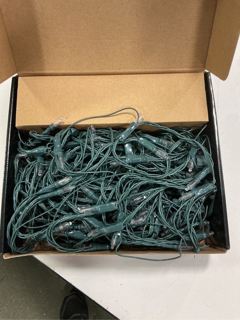 Condition photo showing As Is for GE Color Effects 150 6-ft x 4-ft Color-changing Multicolor Christmas Net Lights