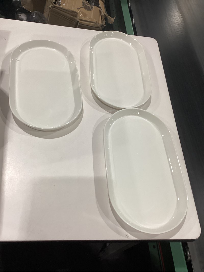 Condition photo showing Good Condition for SIMILAR TO LAUCHUH Serving Platters, Porcelain Decorative Bowl White Serving Dishes for Entertaining Decorative Centerpiece Deep Bowl Set Set of 3, 12-Inch for Thanksgiving, Christmas, Party