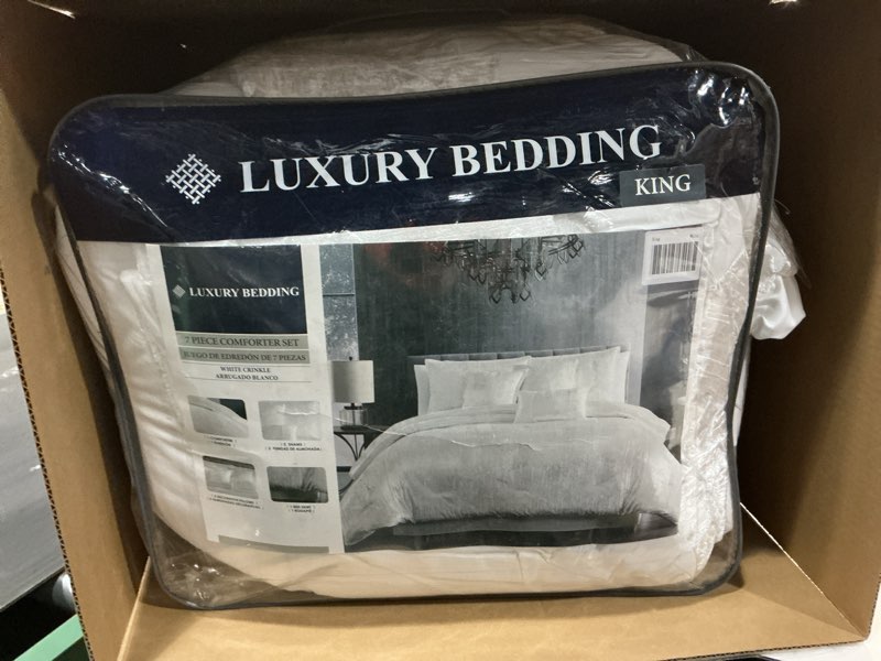 Condition photo showing Good Condition for Riverbrook Home Turin Plush Comforter Set, King, White, 7-Piece Set White King