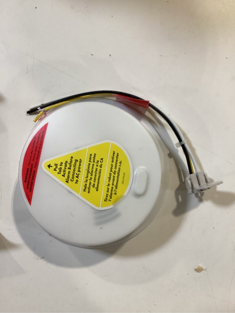 Condition photo showing Good Condition for usi sensing plus hard-wired w/battery back-up ionization/photoelectric smoke/fire detector 1 pk