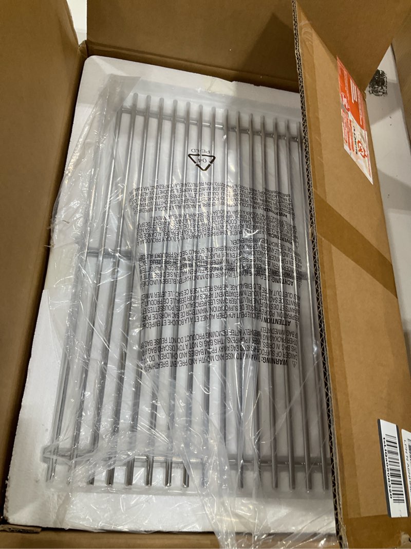 Condition photo showing Good Condition for qulimetal 18.75" grill grates for weber genesis ii 300 & ii lx 300 series | grill parts for weber genesis 2 e/s310 e/s315 e/s320 e/s325 e/s340, 304 stainless steel grill grates for weber 66095 66802 18.75”×13.25“