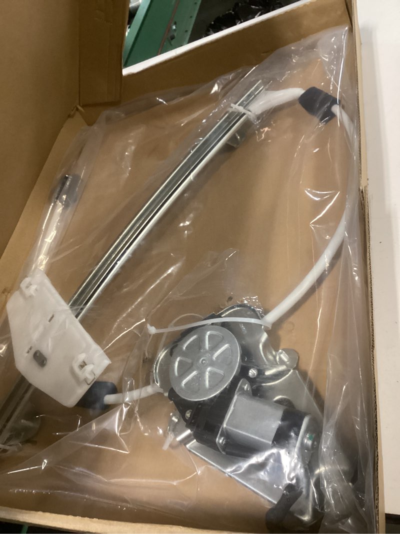 Condition photo showing Good Condition for Front Passenger Side Power Window Regulator with Motor Assembly Replacement for Jeep Liberty KJ 2002 2003 2004 2005 2006, Right, 741-527