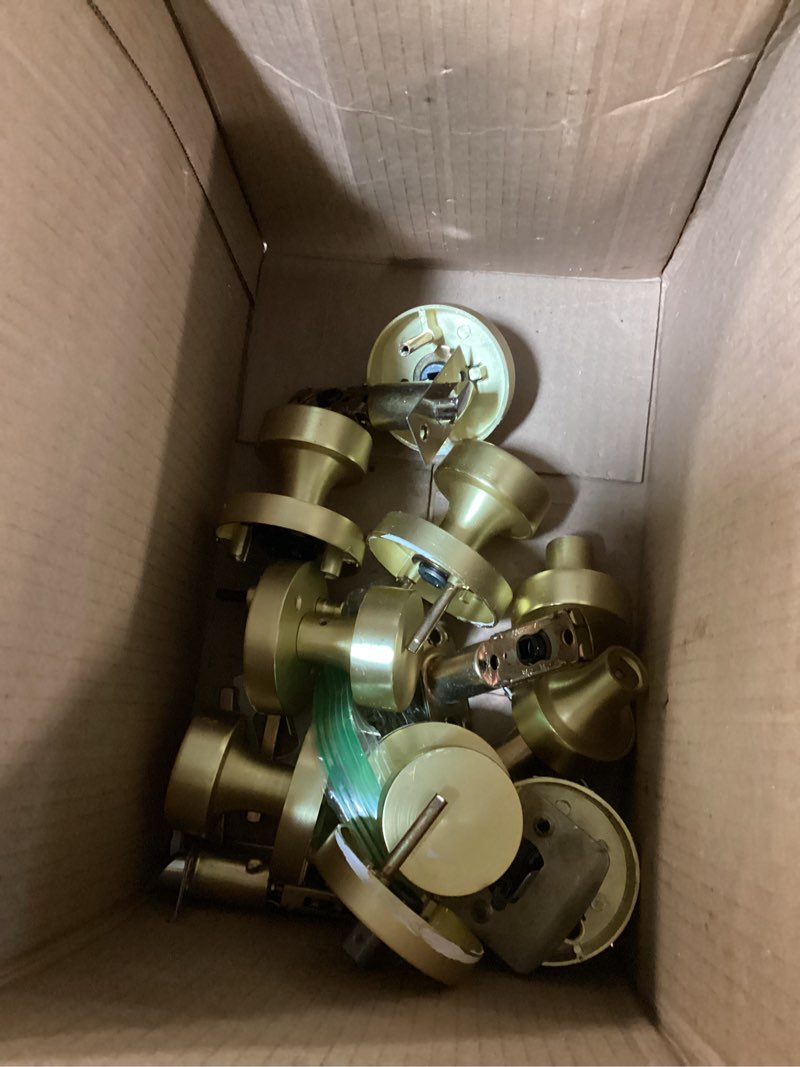 https://lotting-media.assets.bidfta.com/lotting_e3ed9c7a-ad56-420d-9aa3-242d228f0a0f