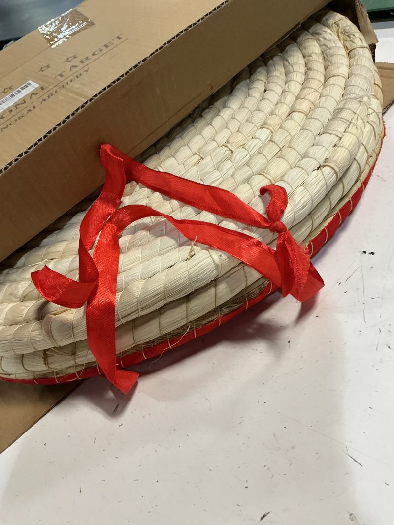 Condition photo showing Good Condition for 1pcs 2.3 andtraditional hand-made straw archery target,arrow target for recurve bow longbow or compound bow 20in / 3 layers