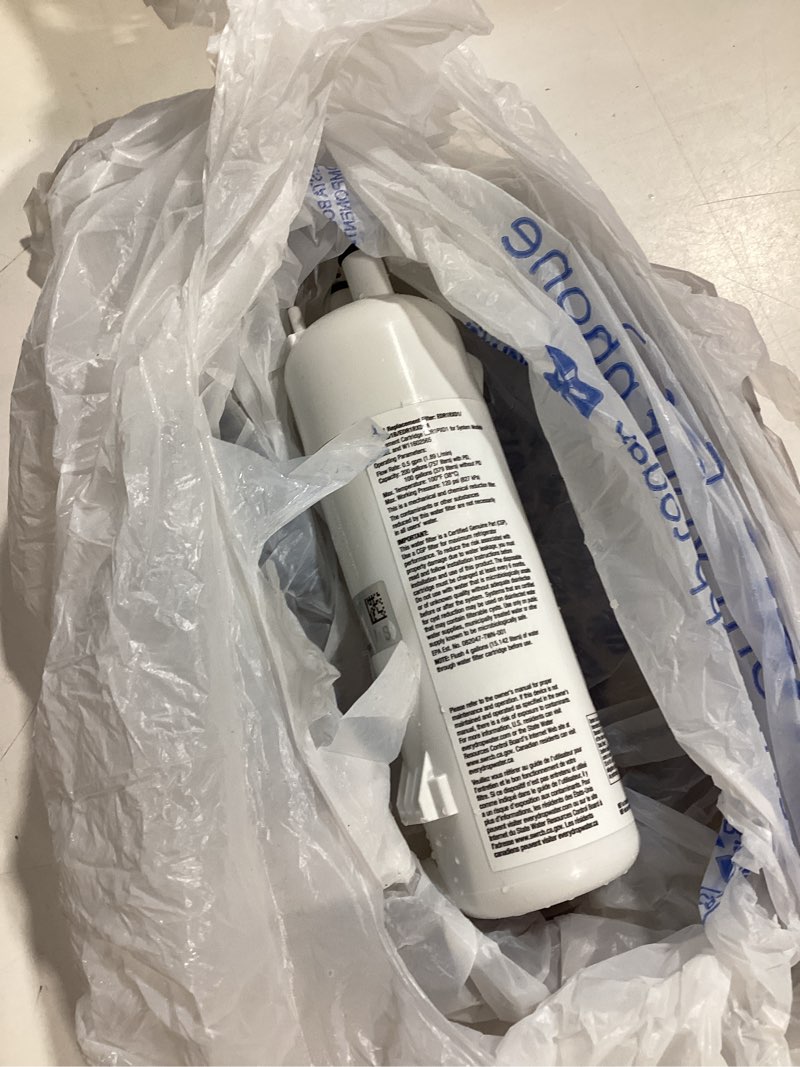 Condition photo showing As Is for everydrop push-in refrigerator water filter filter 1