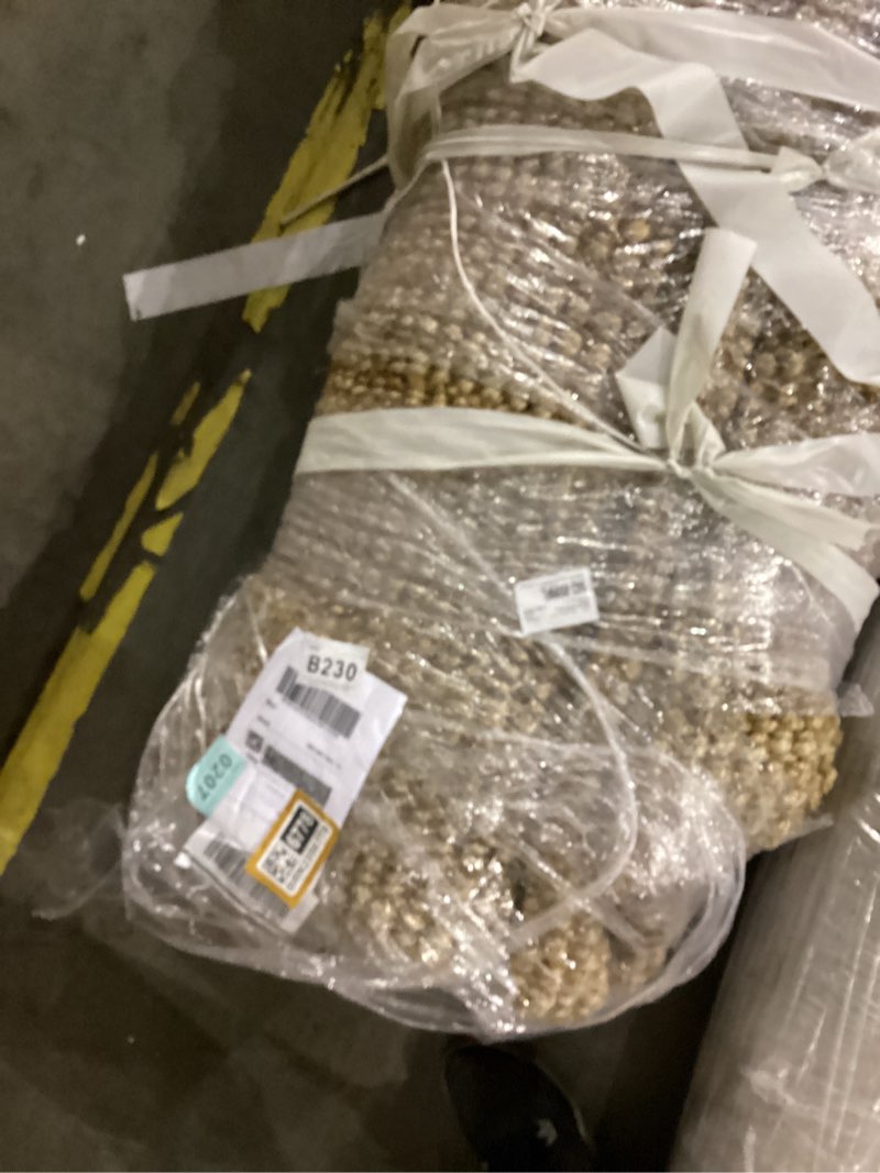 https://lotting-media.assets.bidfta.com/lotting_e3fd7140-a8ea-4b63-bed3-e518fb7886a3