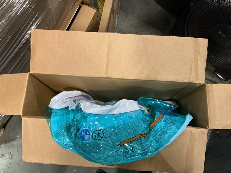 Condition photo showing Good Condition for intex gator 6.6' x 5.6' x 4" outdoor inflatable kiddie pool water play swim center multicolor 79" x 67" x 33"