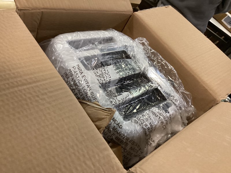 Condition photo showing Good Condition for Amazon Basics 4 Slice Toaster, 6 Browning Settings, Removable Crumb Tray, Bagel and Defrost Function, Cancel Button, 1600W, Black Black 4 Slice Toaster