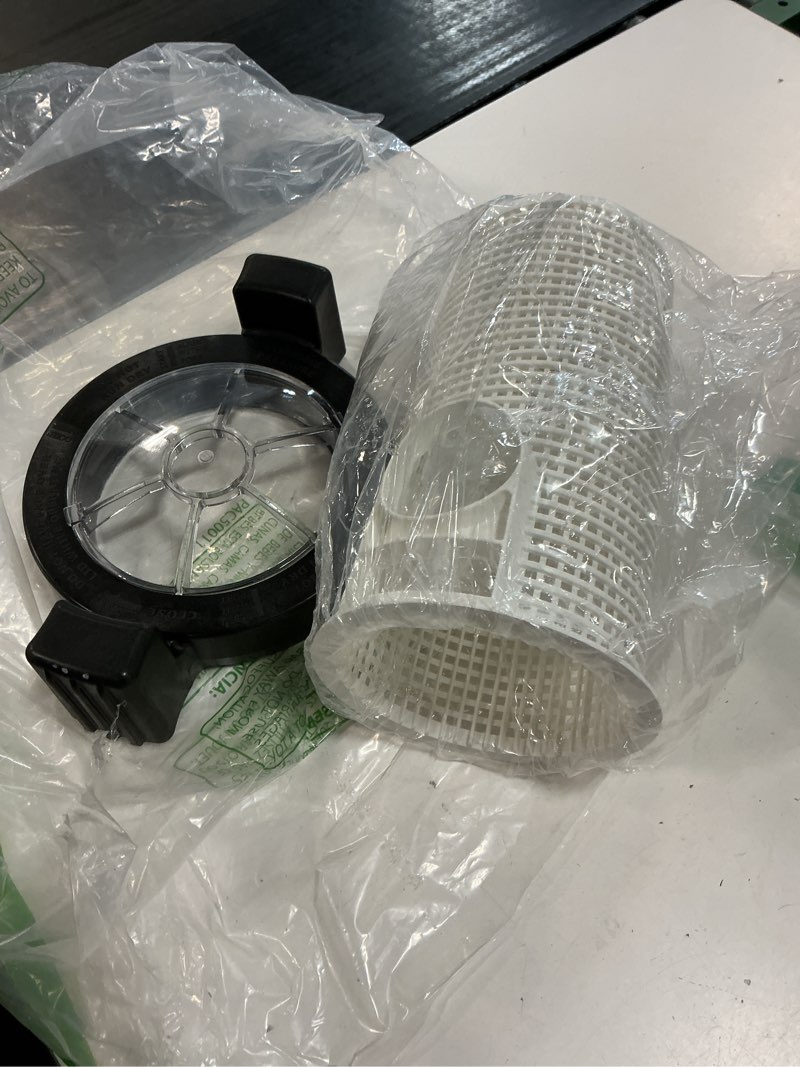 Condition photo showing As Is for r0480000 lid w/locking o-ring assembly,r0480100 pump debris trap basket for zodiac jandy vs flopro vsfhp085, vsfhp165,vsfhp270, 2008 to fhpm pool & spa pump