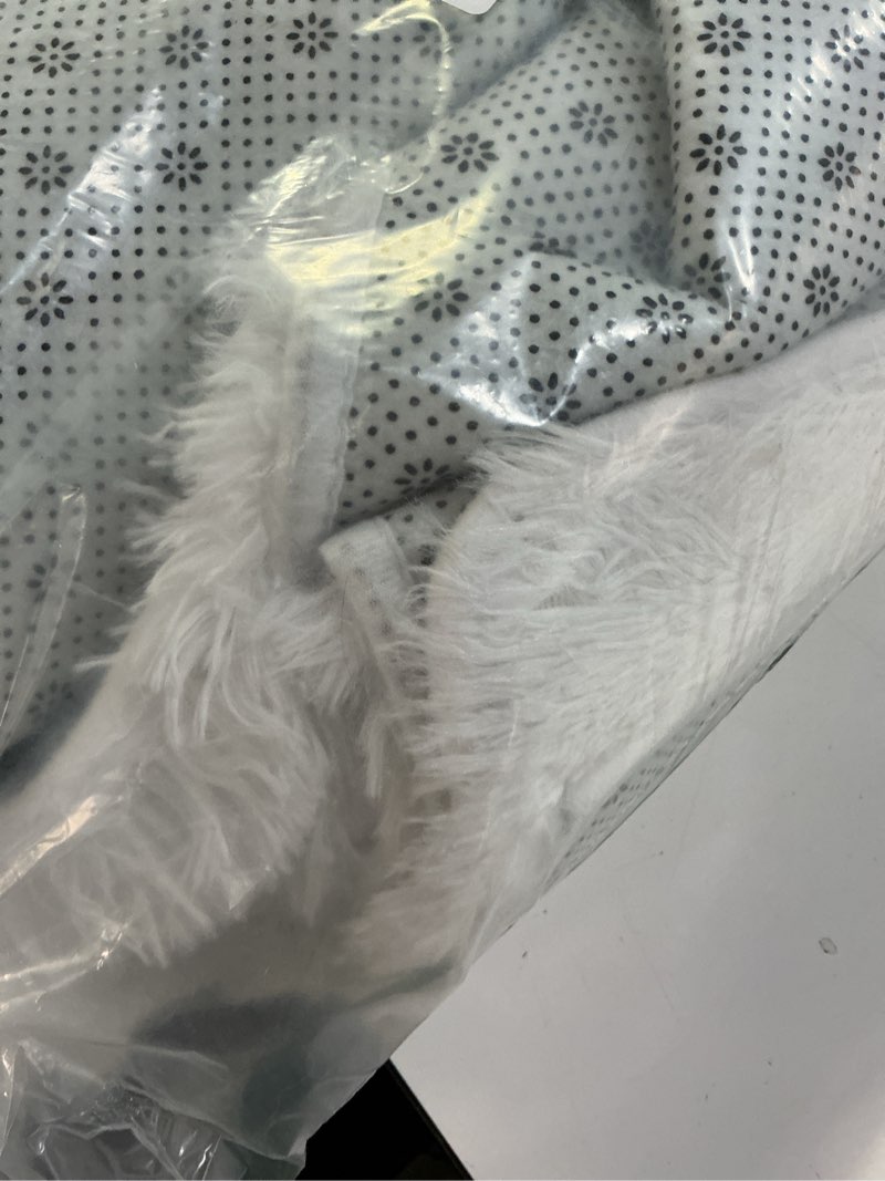 Condition photo showing As Is for 8x10 Fluffy Area Rugs for Living Room,Shag Area Rug for Bedroom,Soft White Fuzzy Rug Non-Shedding Indoor Plush Carpet for Kids Bedroom Nursery Home Decor White 8' x 10' (Rectangular)