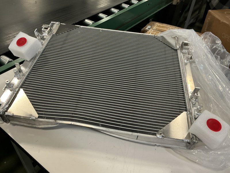 Condition photo showing Good Condition for Aluminum Radiator for 2007-2018 Jeep Wrangler Wrangler JK 3.6L 3.8L, 2007-2018 Unlimited Sahara Unlimited Rubicon, Radiator for 2008 2009 2010 2011 2012 2013 2014 Jeep Radiator