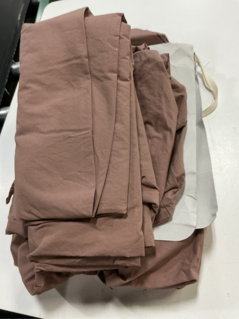 Condition photo showing Good Condition for quince organic brushed cotton sheet set queen fig 