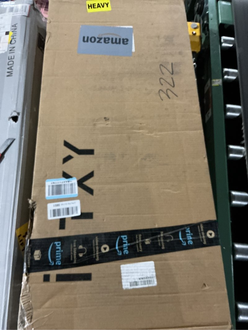 Condition photo showing Good Condition for IOTXY Wooden Extendable Shelf Bookcase - 3-Tier Ladder Low Short Bookshelf for Small Space or Corner, White, S Small White