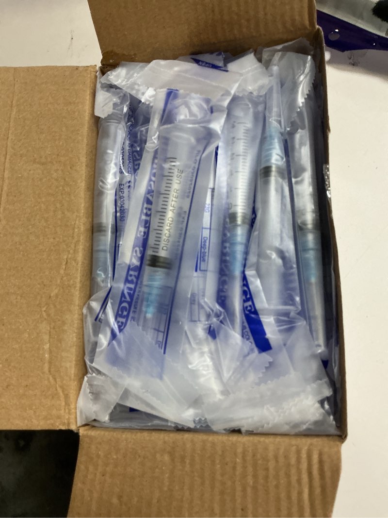 Condition photo showing New/Like New for 100 Pack Disposable 3ml/cc Lab Syringes with 23Ga 1 Inch Needle Luer Lock, Individually Sealed Packed 100 3ml-23ga-1inch