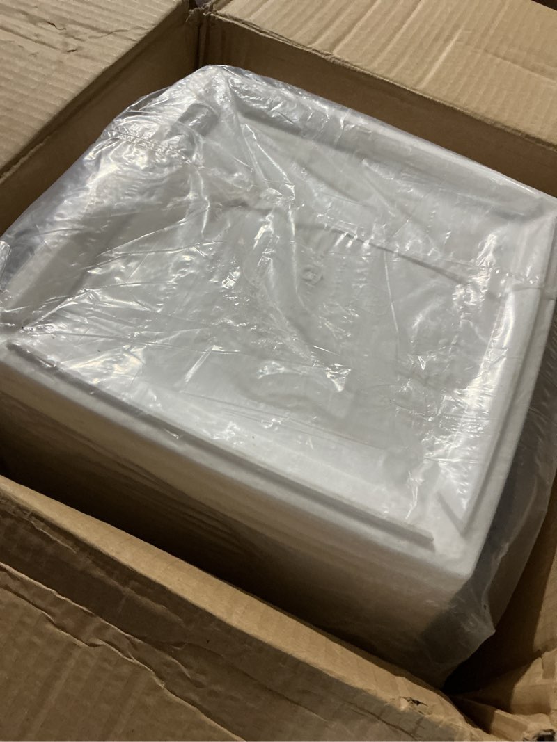 Condition photo showing Good Condition for 14 in. x 14 in. x 27.5 in. evergreen white, m-resin, indoor/outdoor planter w/built-in drainage, duo set, xl (2-piece)