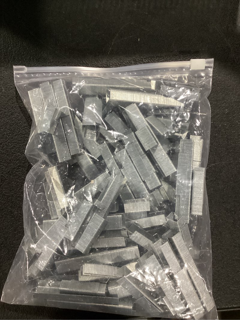 Condition photo showing Good Condition for similar standard staples, silver