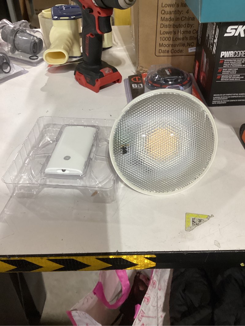 Condition photo showing New/Like New for GE PAR38 LED+ Color Changing LED Light Bulb  90 Watts  Outdoor Floodlight  1pk