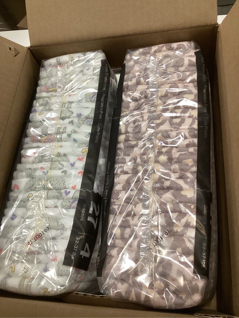 Condition photo showing New/Like New for The Honest Company Clean Conscious Diapers for Delicate Skin | Up to 100% Leakproof | Hypoallergenic, Fragrance Free | Girl Prints | Club Box, Size 4 (22-37 lbs), 54 Count (Prints May Vary) Size 4 (54 Count) Wild Thang + All the Alpacas