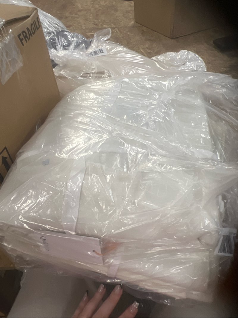Condition photo showing Good Condition for european linen room darkening curtain, 48x96, ivory