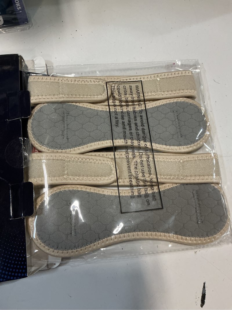 Condition photo showing Good Condition for physflex 2 pack patella knee brace - knee support and pain relief, running, hiking, basketball, jumpers knee, tendonitis, adjustable strap patellar tendon stabilizer (beige) beige (pack of 2) pack of 2