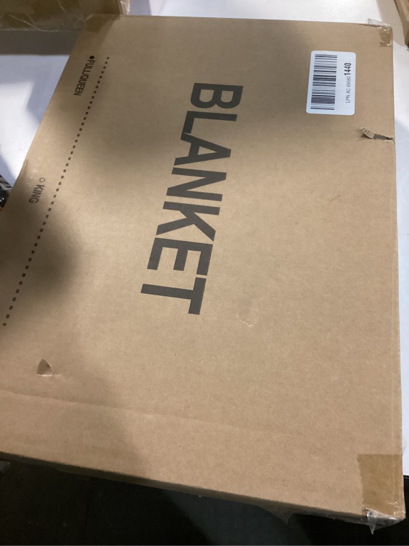 Condition photo showing Good Condition for puredown® Soft Feather Down Blanket Lightweight Packable Down & Feather Fill Blanket for Indoor and 