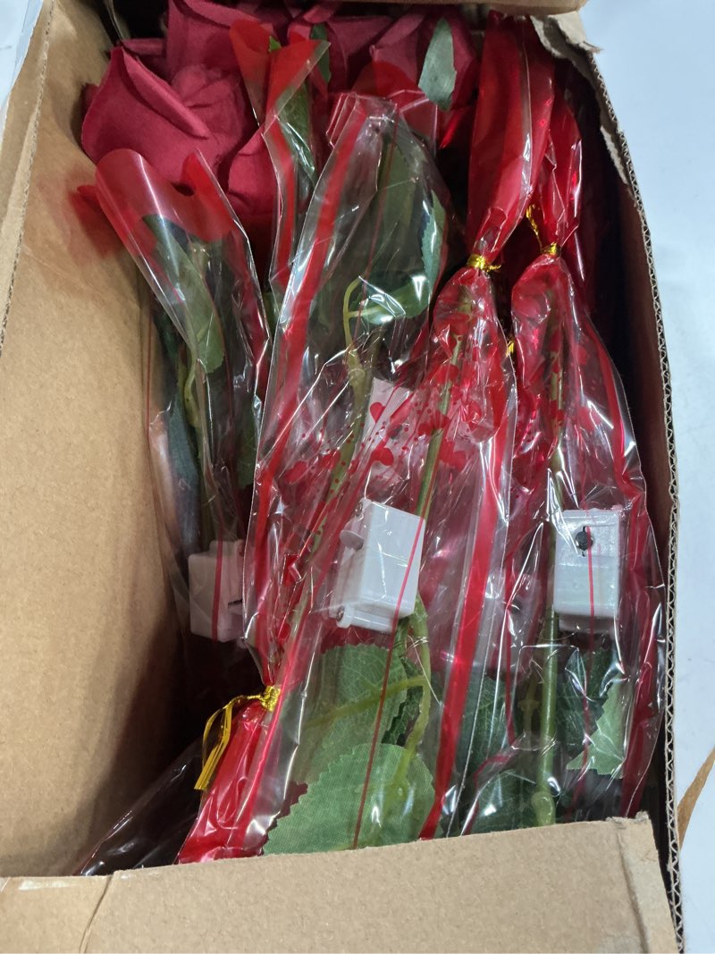 Condition photo showing New/Like New for Riceshoot 20 Pcs Mother's Day Flower Rose Lights LED Glowing Artificial Flowers Rose Simulation Roses Gifts for Mom Mother's Day Party Decor (Red) Red 20