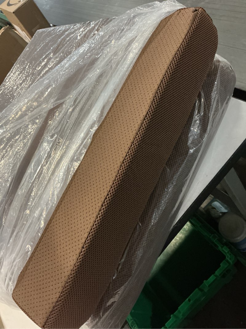 Condition photo showing Good Condition for outdoor chair cushions set of 2,water resistant chair pads with ties,square seat cushion patio chair cushion for garden,backyard furniture(chocolate brown)