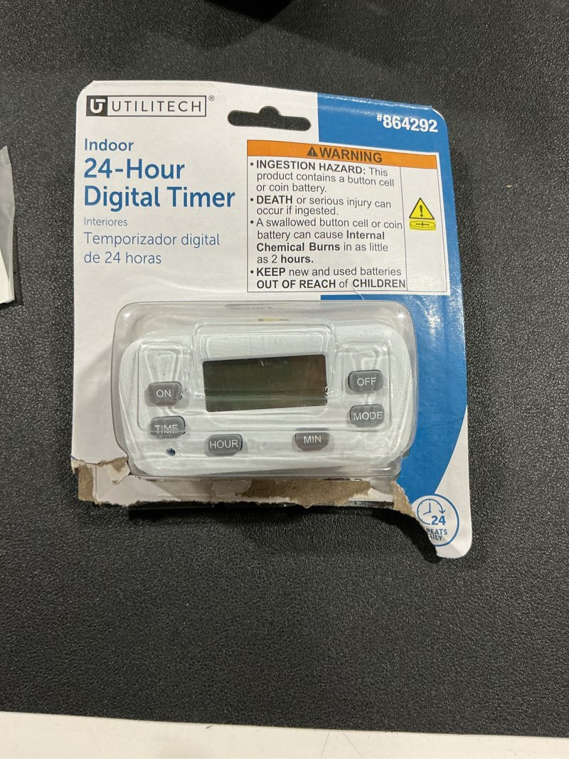 Condition photo showing Good Condition for (Similar) BN-LINK Indoor Digital Timer Outlet,24 Hour Light Timer Easy Programmable,Mini 2 Prong Plug in Timers for Electrical Outlets,Lamps,Fans,2 On/Off Programs, 15A/1875W, ETL Listed 2-Prong