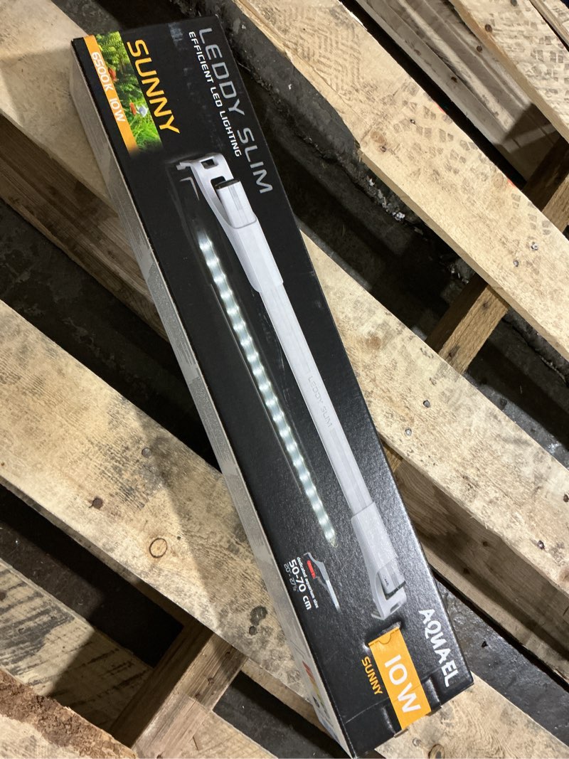 Condition photo showing New/Like New for Aquael Leddy Slim Sunny Premium Aquarium Light White  10W 20 -27.5