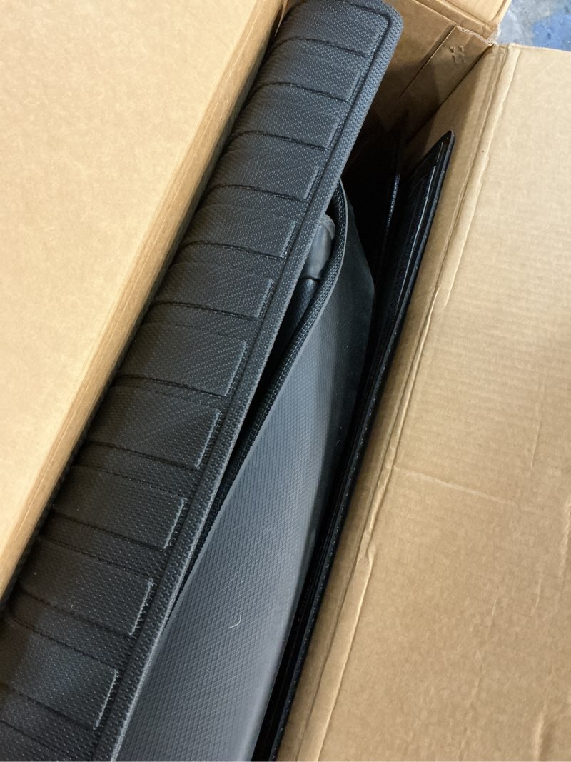 Condition photo showing Good Condition for Floor Mats for Chevrolet/Chevy Suburban/GMC Yukon XL 7 Seater 2021-2025 All Weather Suburban/Yukon XL Floor Mats for Chevrolet/Chevy Suburban/GMC Yukon XL Accessories 2025-2021 Black