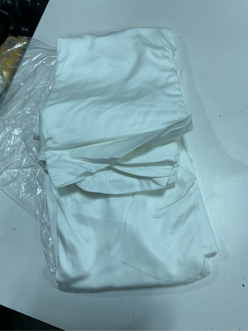 Condition photo showing As Is for quince bamboo sheet set queen, white 