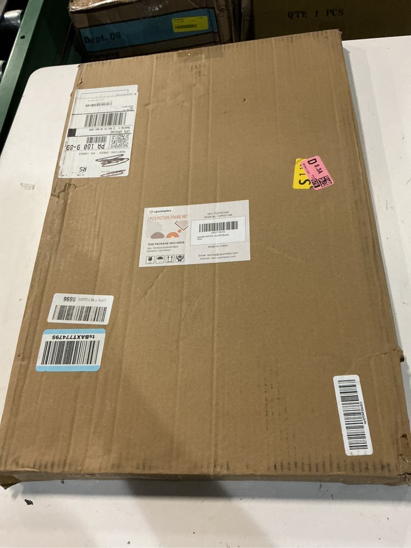 Condition photo showing New/Like New for upsimples 16x24 picture frame black 3 pack, scratch-proof poster frames 16 x 24 for photo gallery - slide-in strips, horizontal or vertical wall mounting