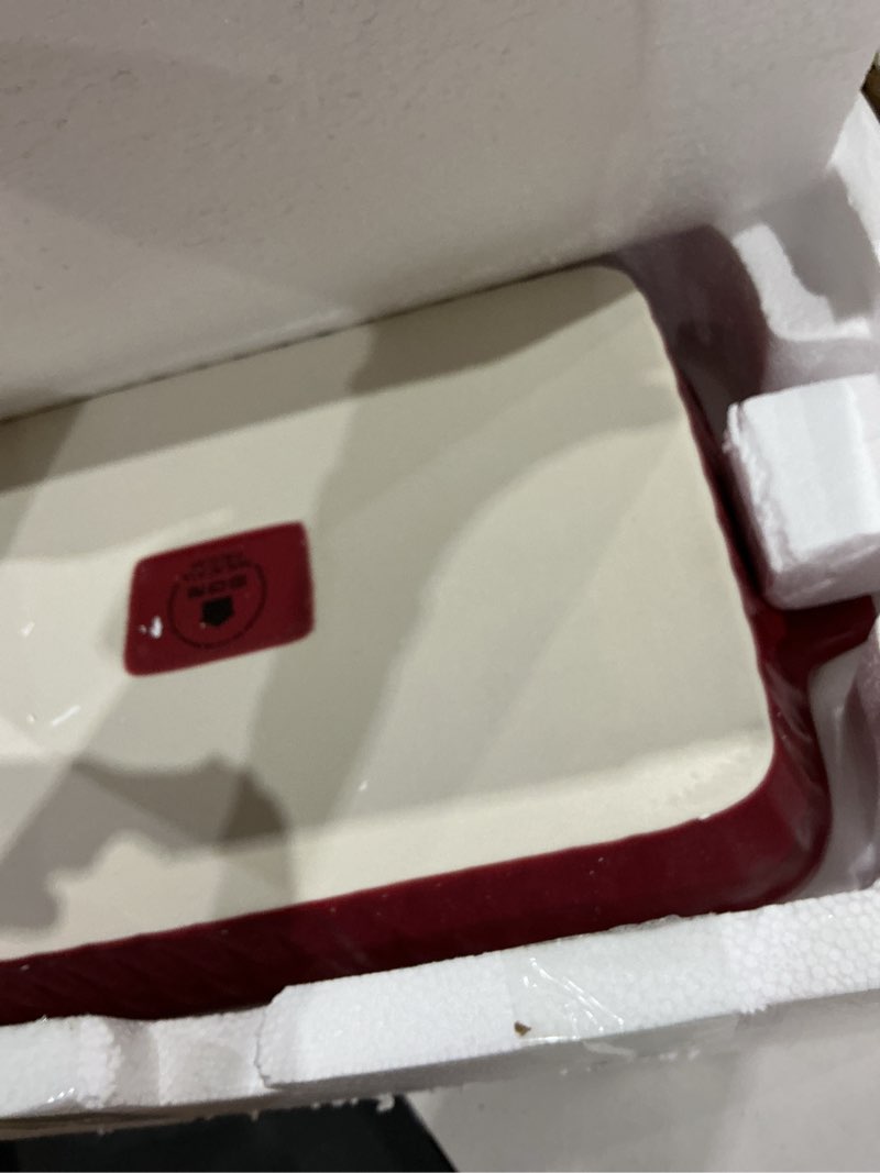 Condition photo showing Good Condition for bakeware set of 4, malacasa porcelain baking pans set for oven, casserole dish, ceramic rectangular baking dish lasagna pans for cooking cake pie dinner kitchen, red (9.5"/11.25"/12.75"/14.5") red set of 4-rectangular