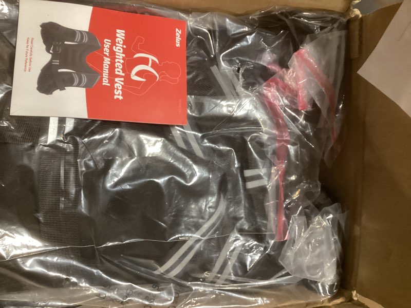 Condition photo showing New/Like New for ZELUS Weighted Vest, 6lb/8lb/12lb/16lb/20lb/25lb/30lb Weight Vest with Reflective Stripe for Workout, Strength Training, Running, Fitness, Muscle Building, Weight Loss, Weightlifting 30 lb Black