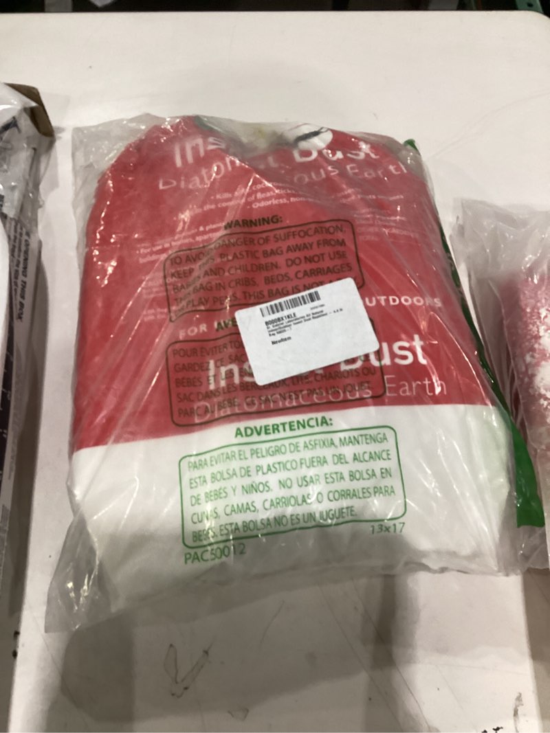 Condition photo showing As Is for St. Gabriel Organics Insect Dust Diatomaceous Earth, 20oz – Safe and Natural Insect Control