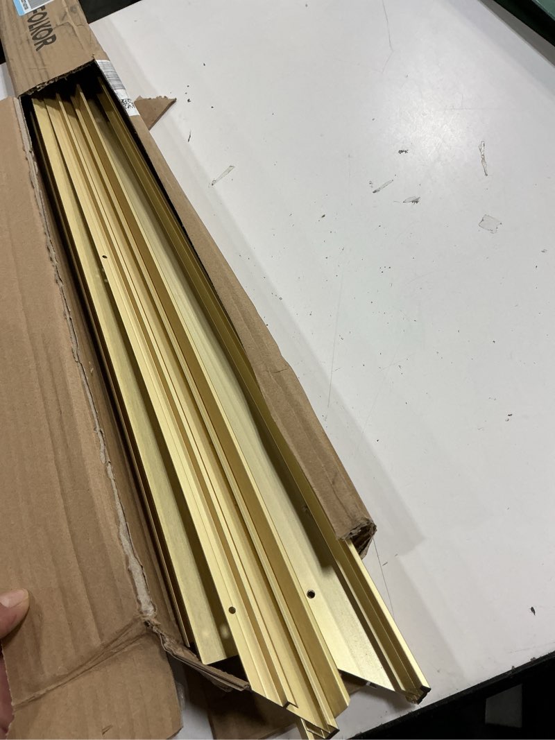https://lotting-media.assets.bidfta.com/lotting_e4881e15-764d-4c8d-bc41-f21804a095c8