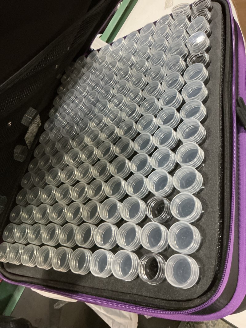 Condition photo showing Good Condition for ARTDOT 420 Slots Storage Container for Diamond Art Kits for Adults,Portable Bead Storage Boxes for Diamond Painting Accessories and Tools Black XX-Large