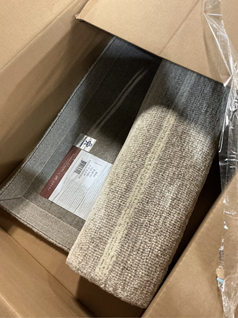 Condition photo showing As Is for loloi magnolia home by joanna gaines rae collection rae-03 clay/ivory 2'-3" x 3'-9" accent rug rectangular clay / ivory 2'3" x 3'9" (rectangular)