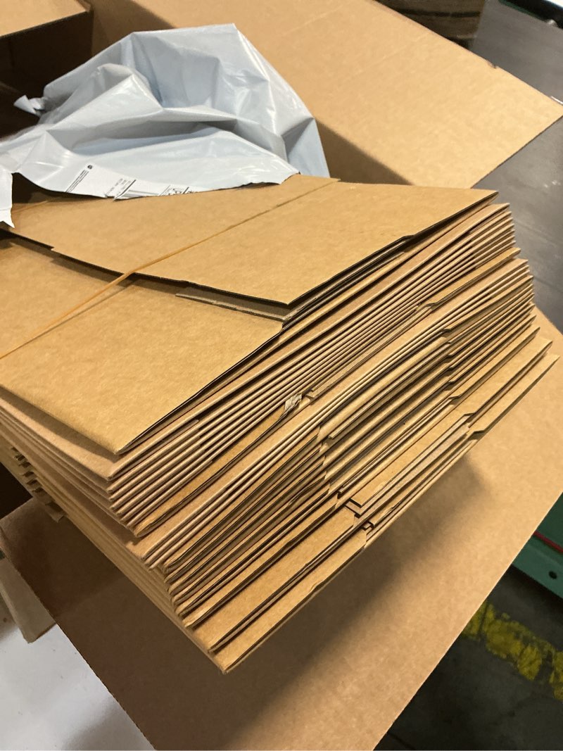 Condition photo showing Good Condition for 10 pack bakery boxes with window, 17.7x12.2x3.15 inch large cookie boxes, cardboard pastry boxes, take out containers for baking pies, cakes, muffins and pastries (l) l-17.7x12.2x3.15 inch