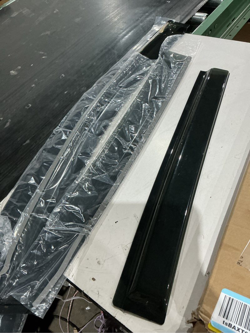 Condition photo showing Good Condition for front rear interior door
