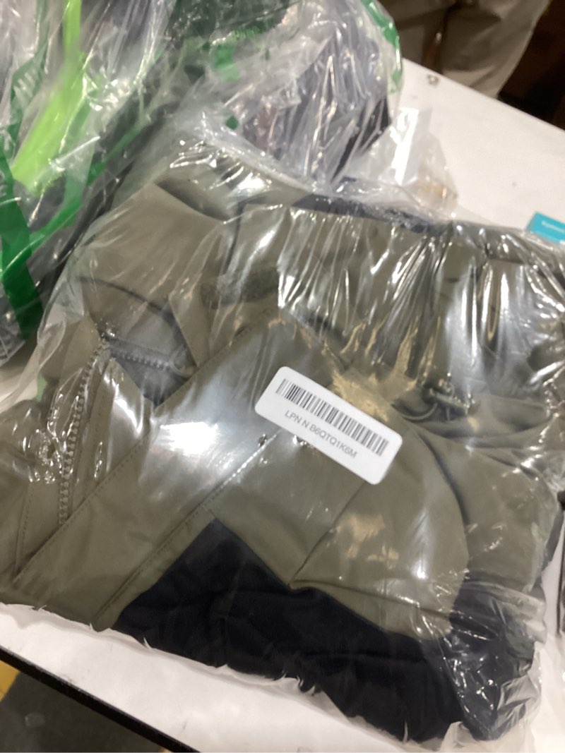 Condition photo showing New/Like New for FREE SOLDIER Men's Waterproof Ski Winter Jacket Warm Winter Snow Snowboard Coat with Multi Pockets Detachable Hood Large Army Green