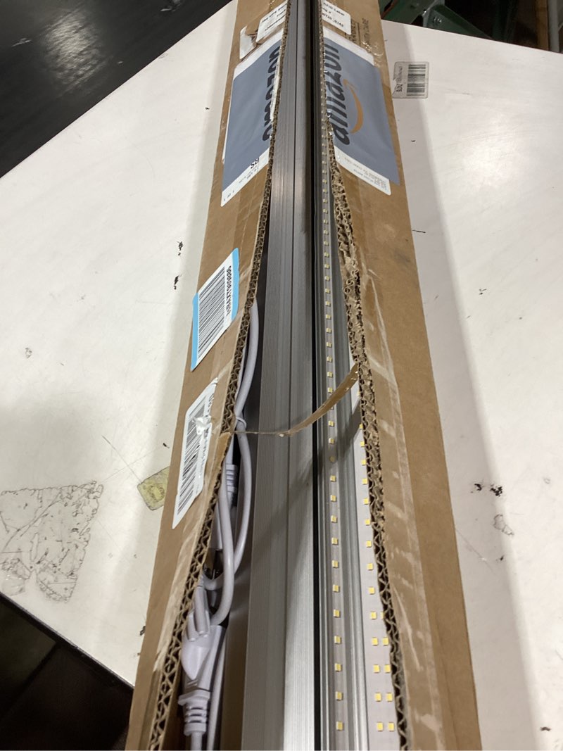 Condition photo showing Good Condition for upgrade super bright hanging | surface mount 4' 10000lm 5000k 60w linkable 4ft led shop light, 4ft led shop light for workshop garage lighting factory warehouse shop workbench 4 pack 4ft-w-60w-4pack