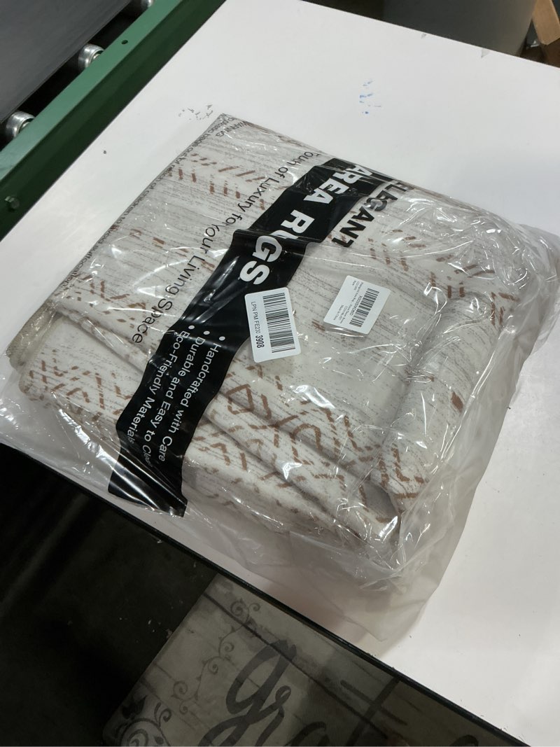 Condition photo showing Good Condition for Nakagishi Area Rug Living Room Rugs: 5x7 Washable Boho Large Neutral Farmhouse Soft Moroccan Stain Resistant Indoor Carpet for Bedroom Nursery Kids Playroom Office Dining Room Home House Decor- Brown Beige Brown 5' x 7' (Rectangular)